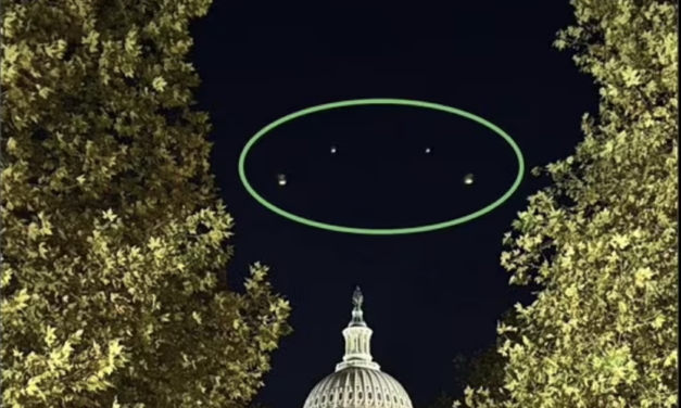 (WATCH) Mysterious lights over Capitol Hill sparks fears of UFOs in DC